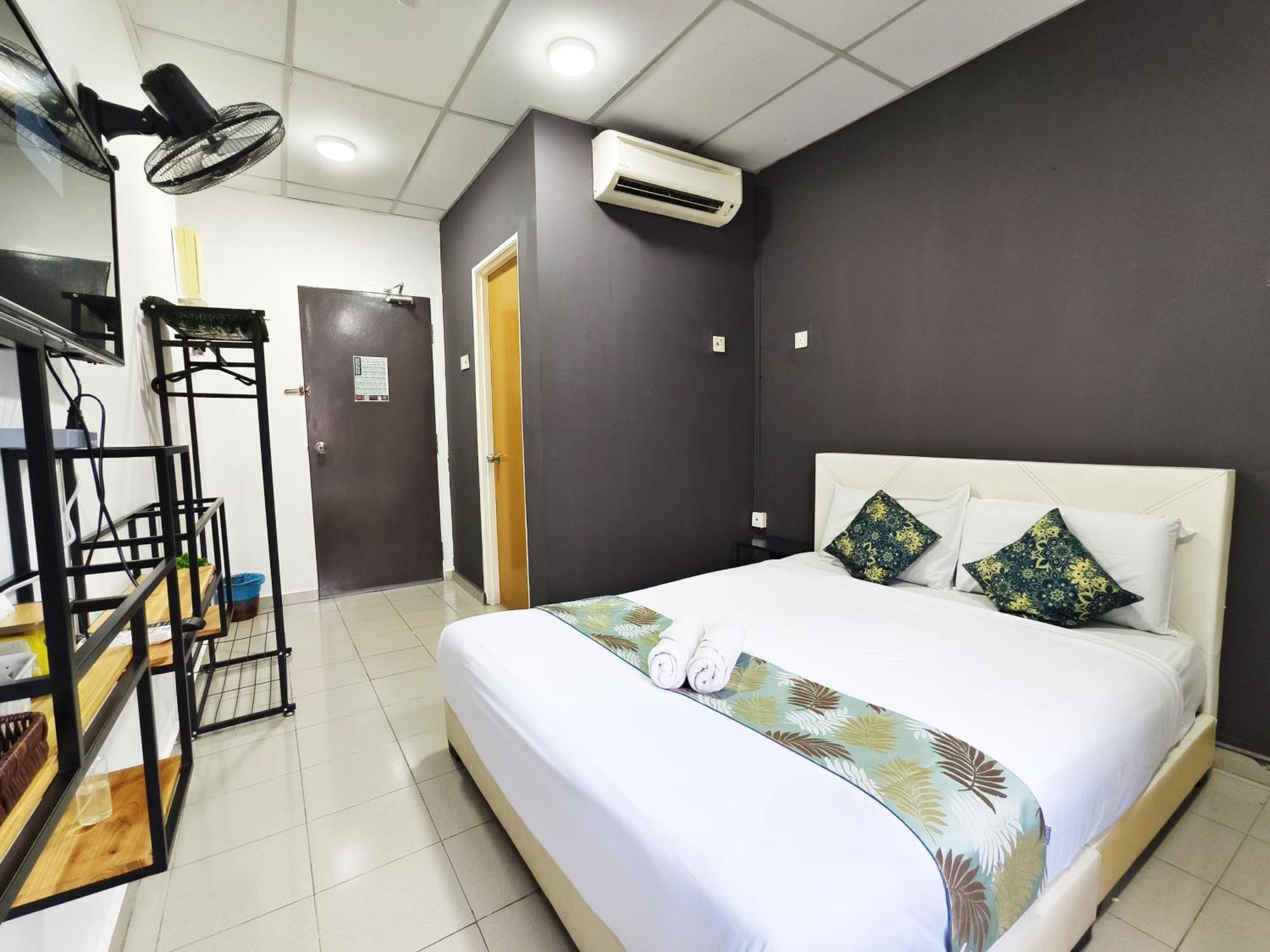 Salaam Suites Hotel Kota Bharu Exterior foto